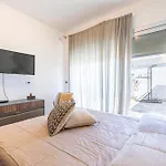 Goccia Con Piscina A - Rive Del Salento 아파트